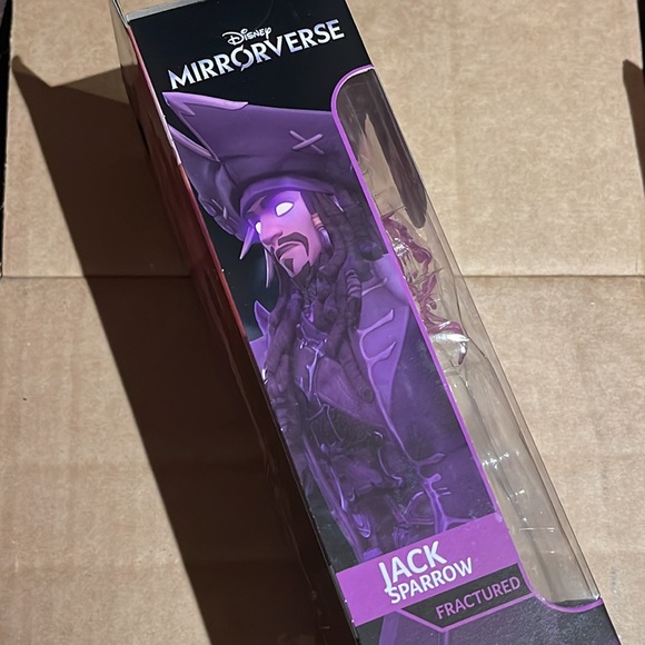 Jack Sparrow Figure - Picture 3 of 4